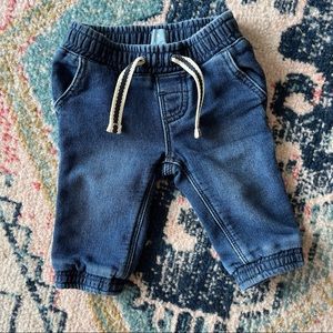 Gap baby jean joggers 3-6 months